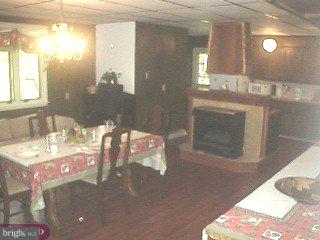 1465 County Line Road Bechtelsville, PA 19505 - Photo 3 of 6 Gallery Image 3