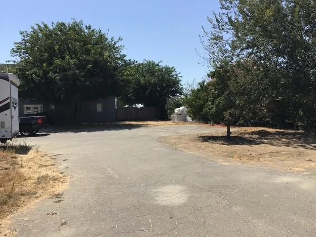 $950,000 | 527 Canal School Road, Newman, CA 95360