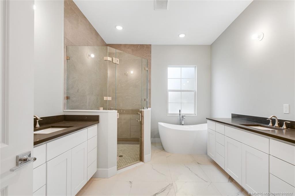 2161 Southwest Oasis Terrace Stuart, FL 34997 - Photo 15 of 72 Main Suite