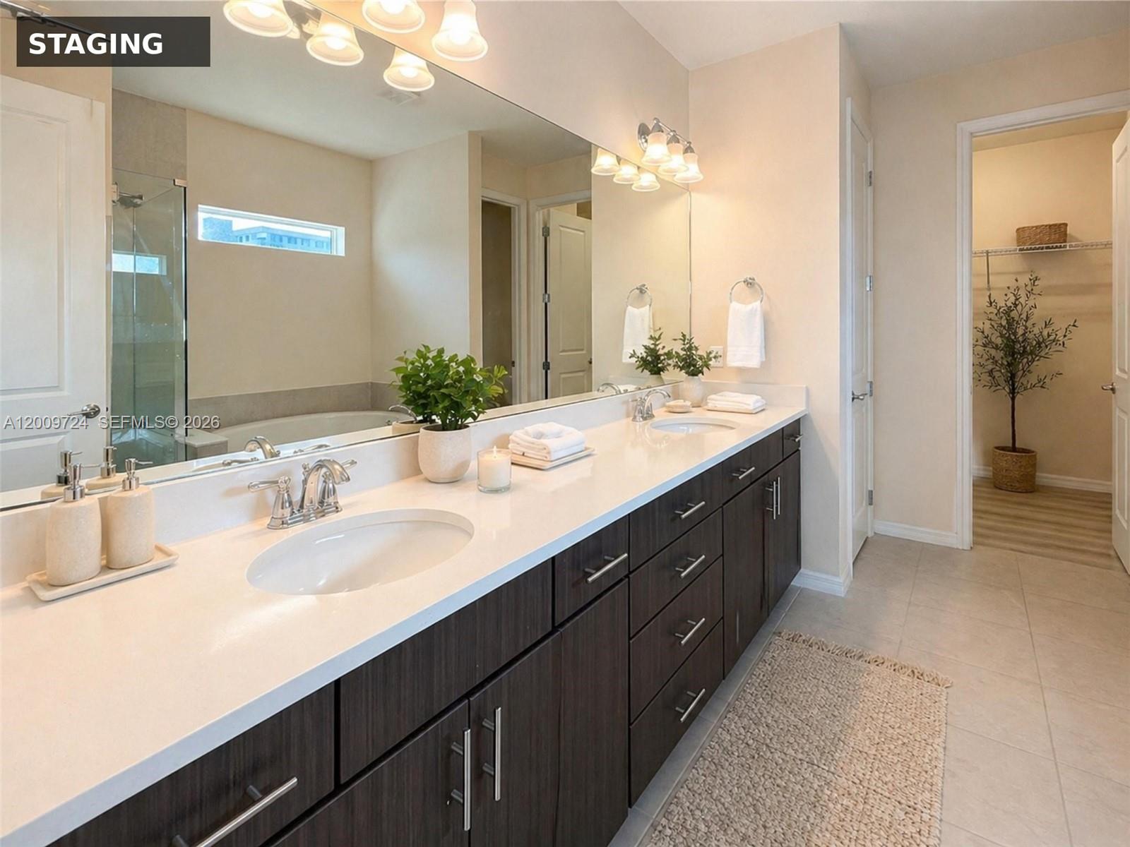 4352 Large Leaf Lane Hollywood, FL 33021 - Photo 22 of 39