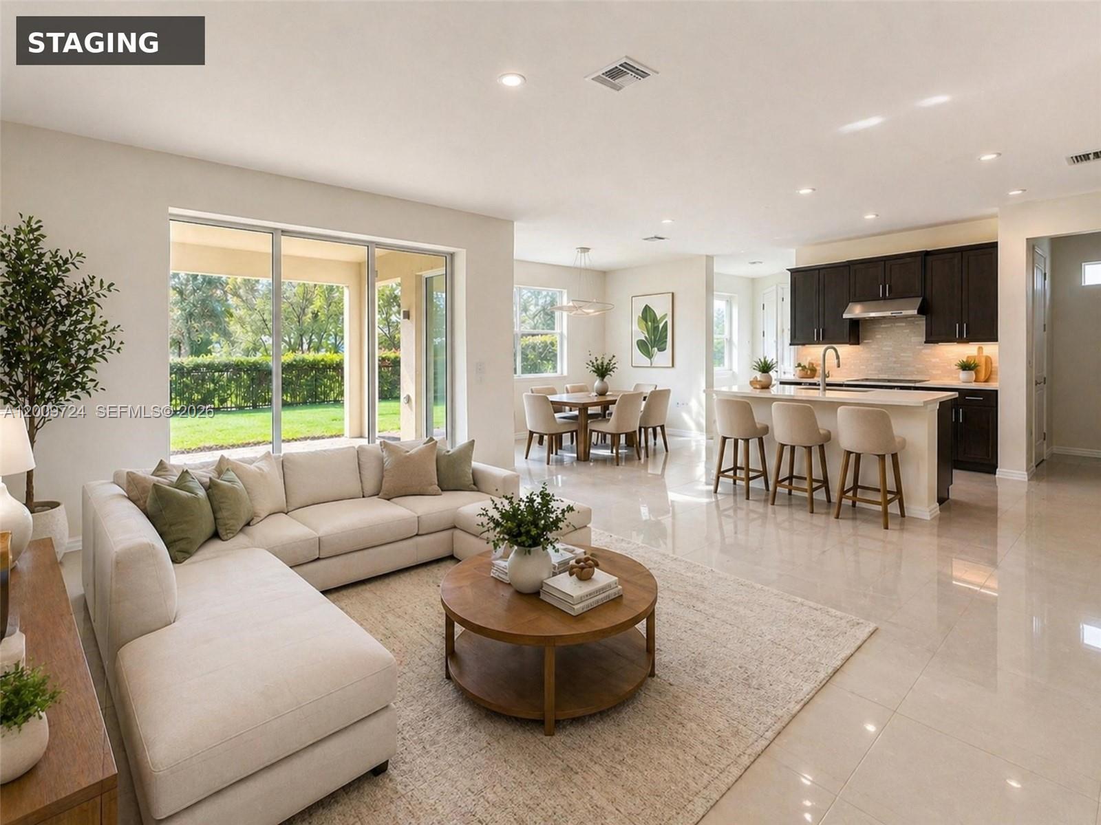 4352 Large Leaf Lane Hollywood, FL 33021 - Photo 3 of 39