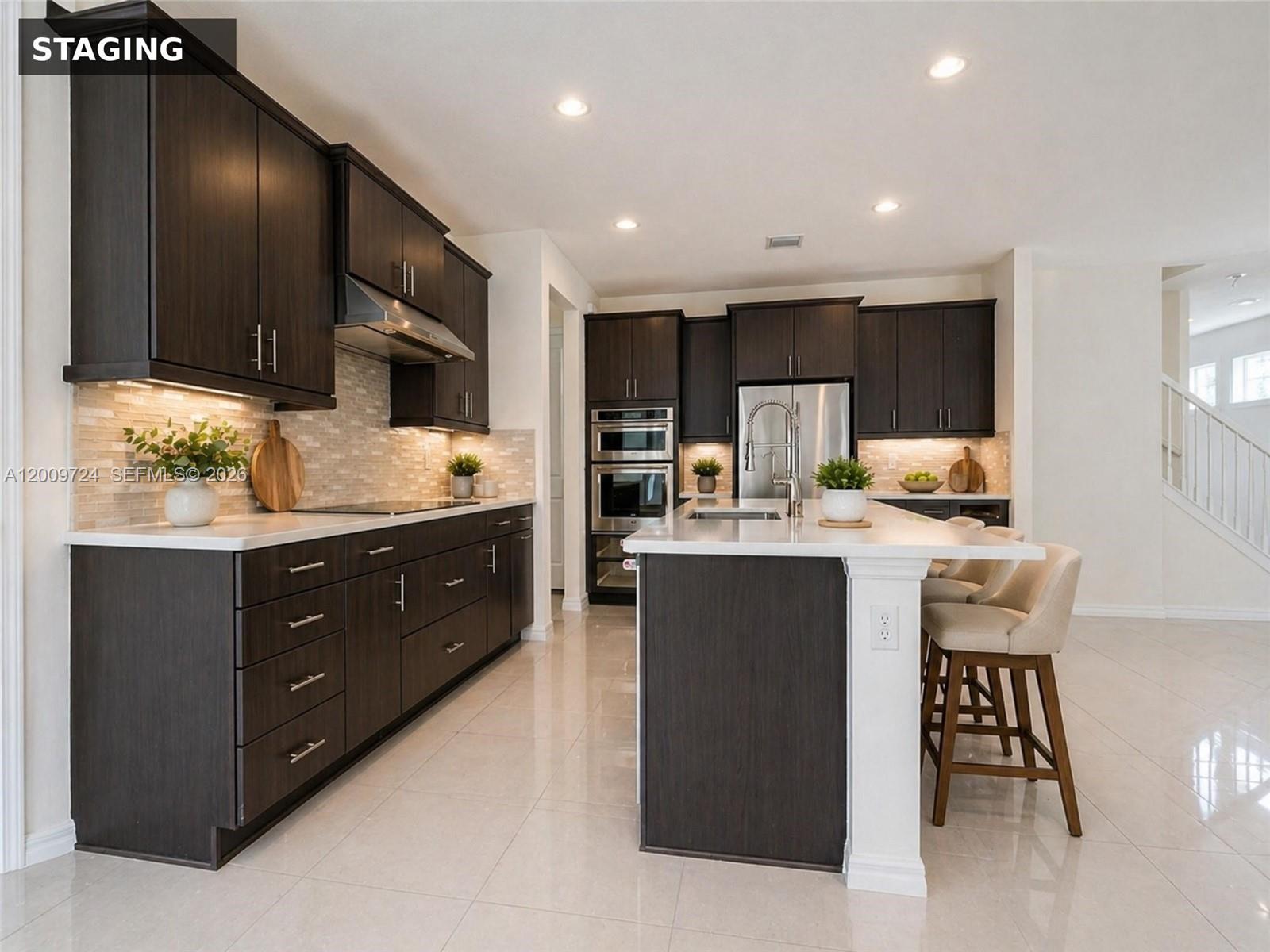 4352 Large Leaf Lane Hollywood, FL 33021 - Photo 10 of 39