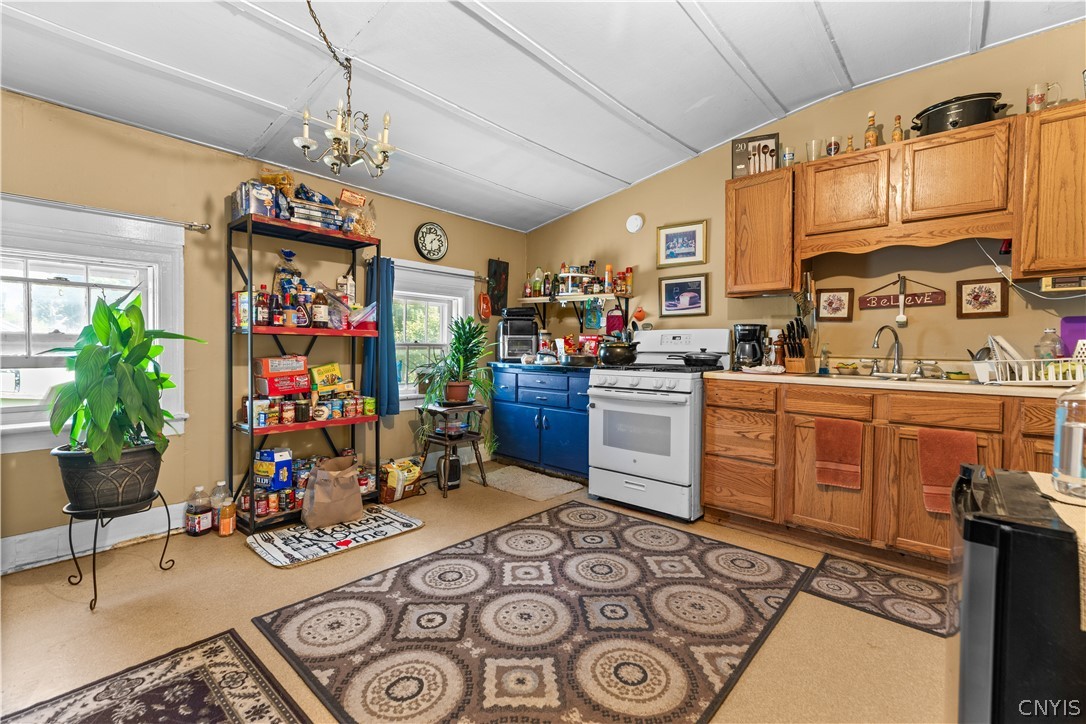 117 West Walnut Street Oneida, NY 13421 - Photo 21 of 40