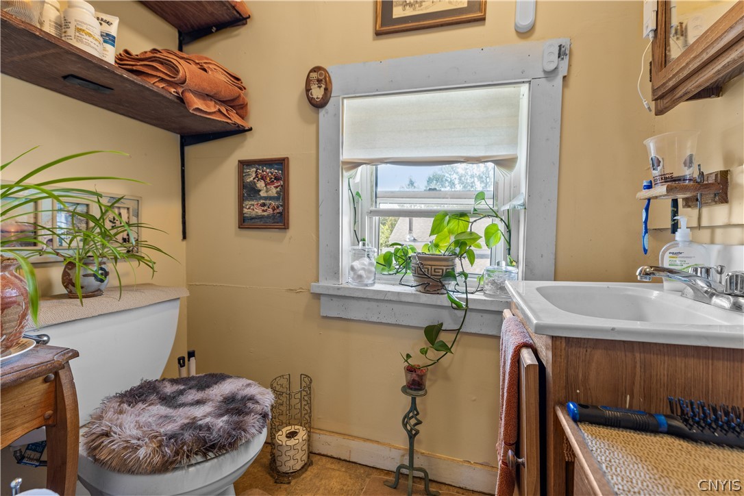 117 West Walnut Street Oneida, NY 13421 - Photo 25 of 40