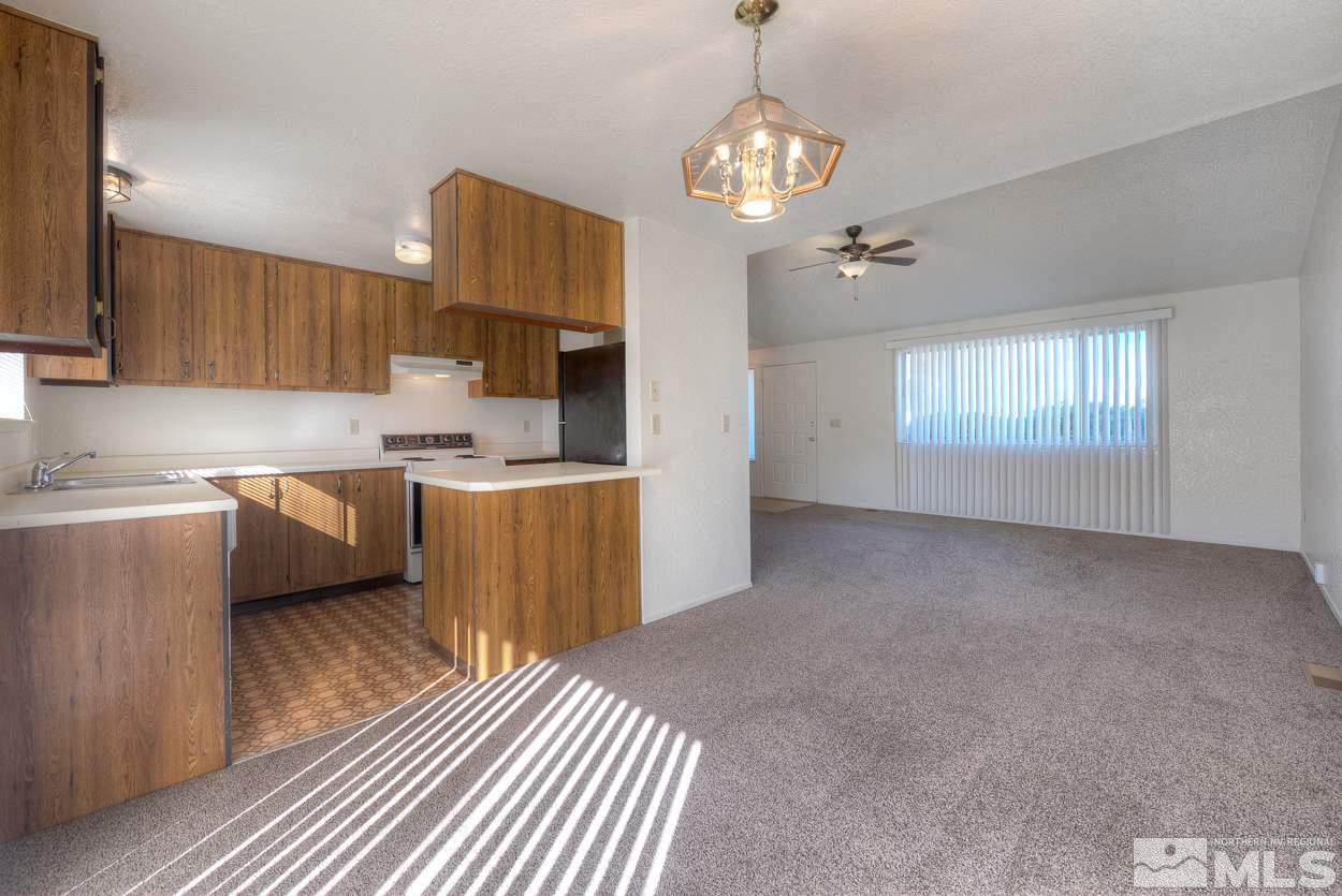 8405 Gipsy Way Reno, NV 89506 - Photo 11 of 24 Photo 11