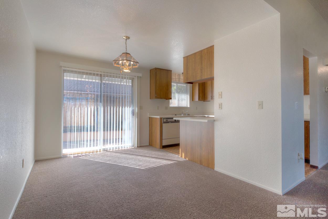 8405 Gipsy Way Reno, NV 89506 - Photo 10 of 24 Photo 10