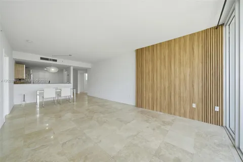 $549,000 | 6305 Indian Creek Drive, Unit 5D, Miami Beach, FL 33141