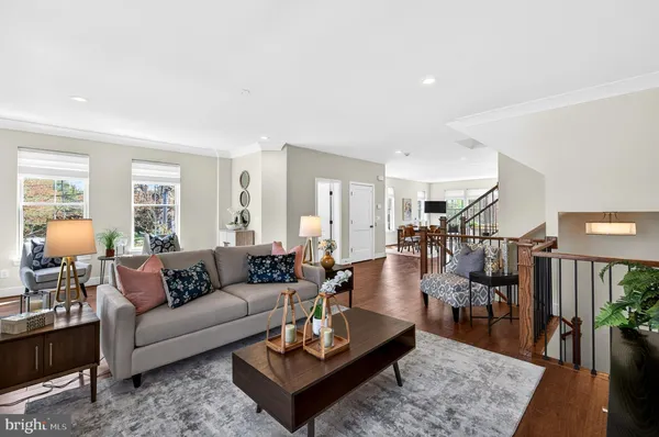 $1,565,000 | 151 Center Street South, Unit 1, Vienna, VA 22180