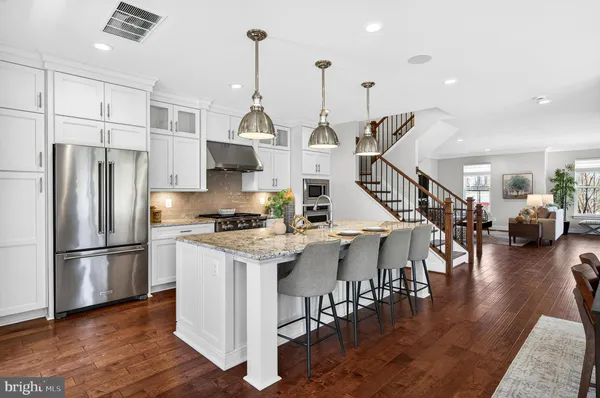 $1,565,000 | 151 Center Street South, Unit 1, Vienna, VA 22180