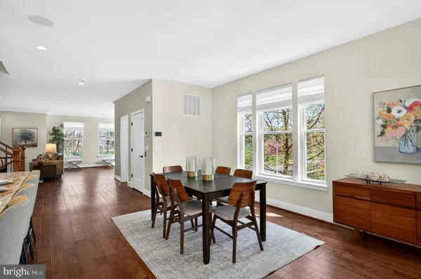 $1,565,000 | 151 Center Street South, Unit 1, Vienna, VA 22180