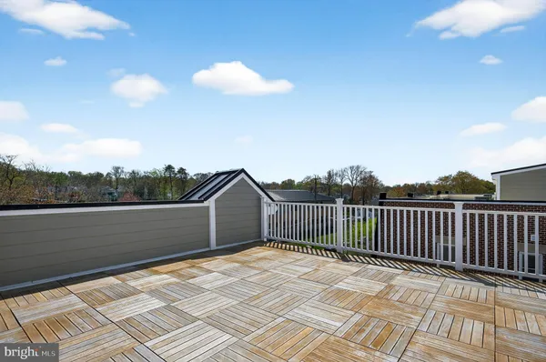 $1,565,000 | 151 Center Street South, Unit 1, Vienna, VA 22180