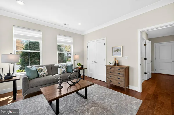 $1,565,000 | 151 Center Street South, Unit 1, Vienna, VA 22180