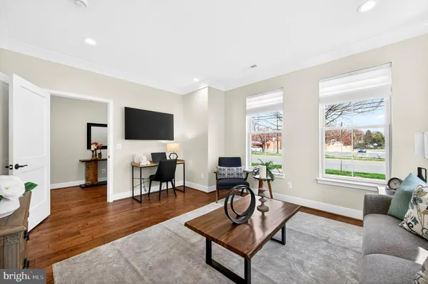 $1,565,000 | 151 Center Street South, Unit 1, Vienna, VA 22180
