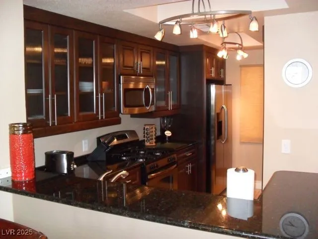 $1,995 | 220 East Flamingo Road, Unit 113, Las Vegas, NV 89169