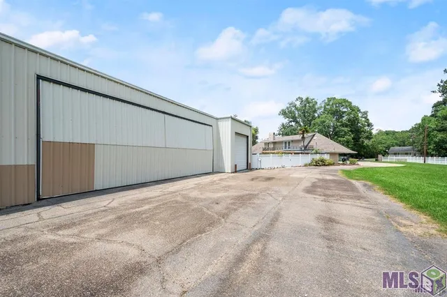 $599,900 | 12581 Roundsaville Road, Baton Rouge, LA 70818
