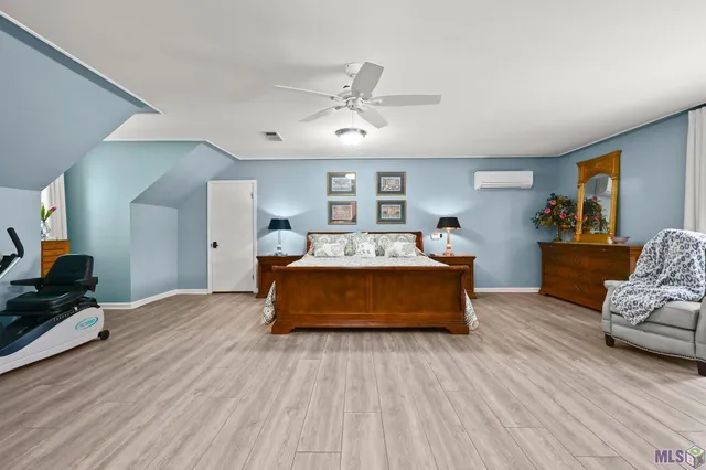 $599,900 | 12581 Roundsaville Road, Baton Rouge, LA 70818