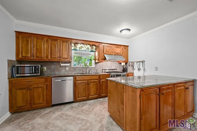 $599,900 | 12581 Roundsaville Road, Baton Rouge, LA 70818