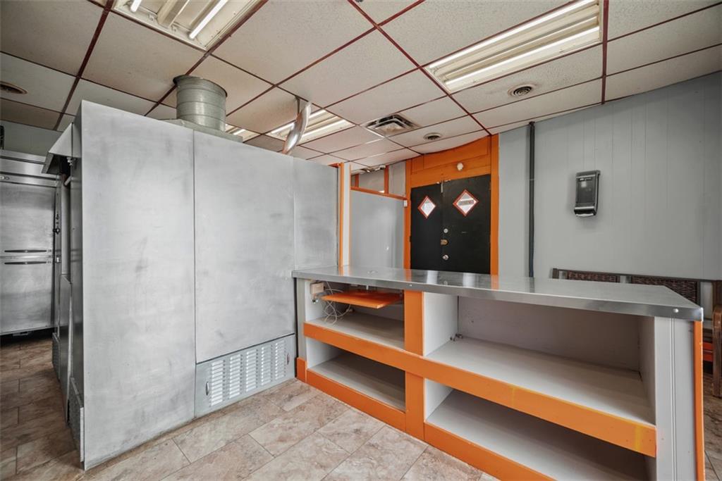 1442 Lowrie Street Pittsburgh, PA 15212 - Photo 13 of 39 Front counter and reception area!