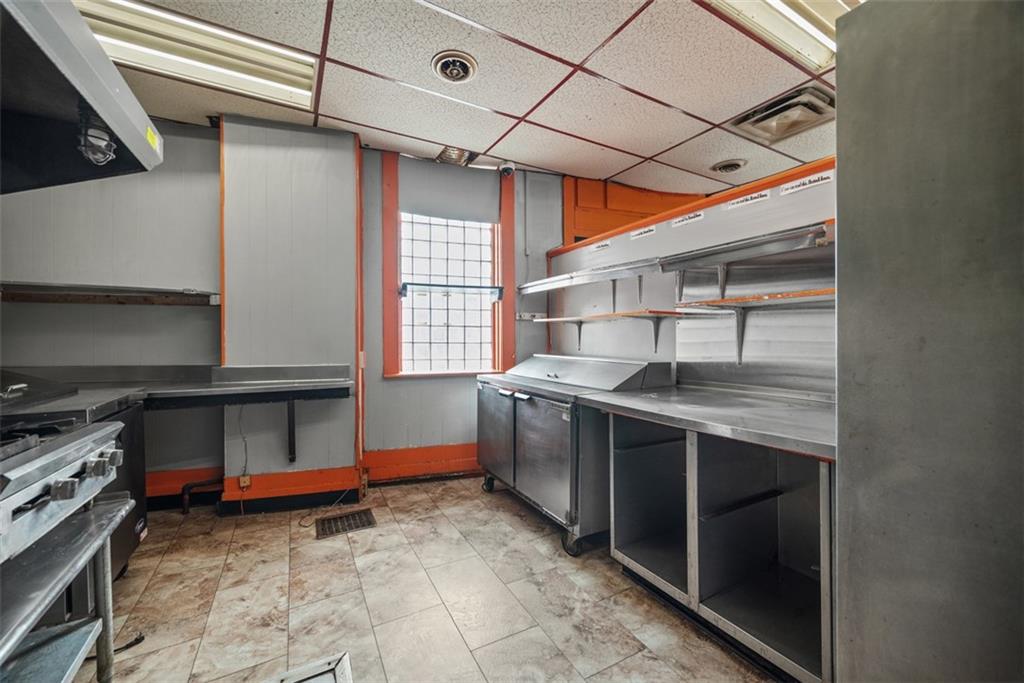 1442 Lowrie Street Pittsburgh, PA 15212 - Photo 17 of 39 Prep Area!