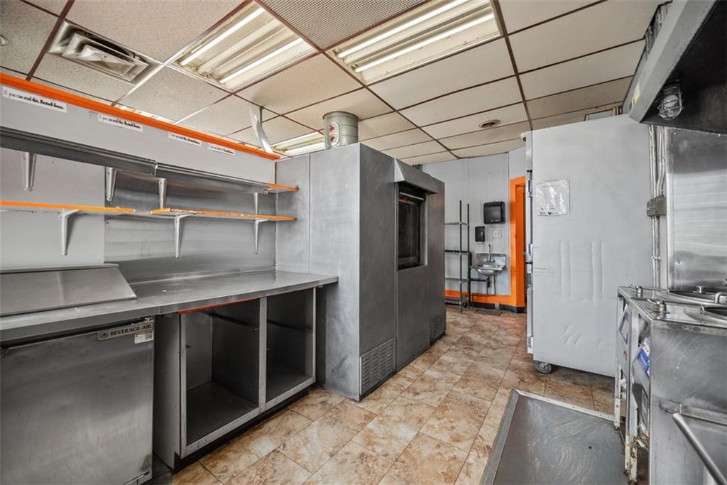 1442 Lowrie Street Pittsburgh, PA 15212 - Photo 18 of 39 Kitchen view!