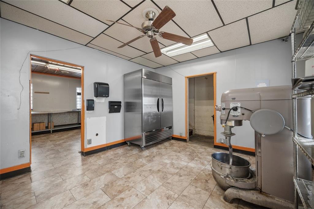 1442 Lowrie Street Pittsburgh, PA 15212 - Photo 22 of 39 More prep area