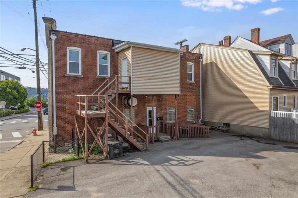 1442 Lowrie Street Pittsburgh, PA 15212 - Photo 8 of 39 Rear view & off-street parking lot!