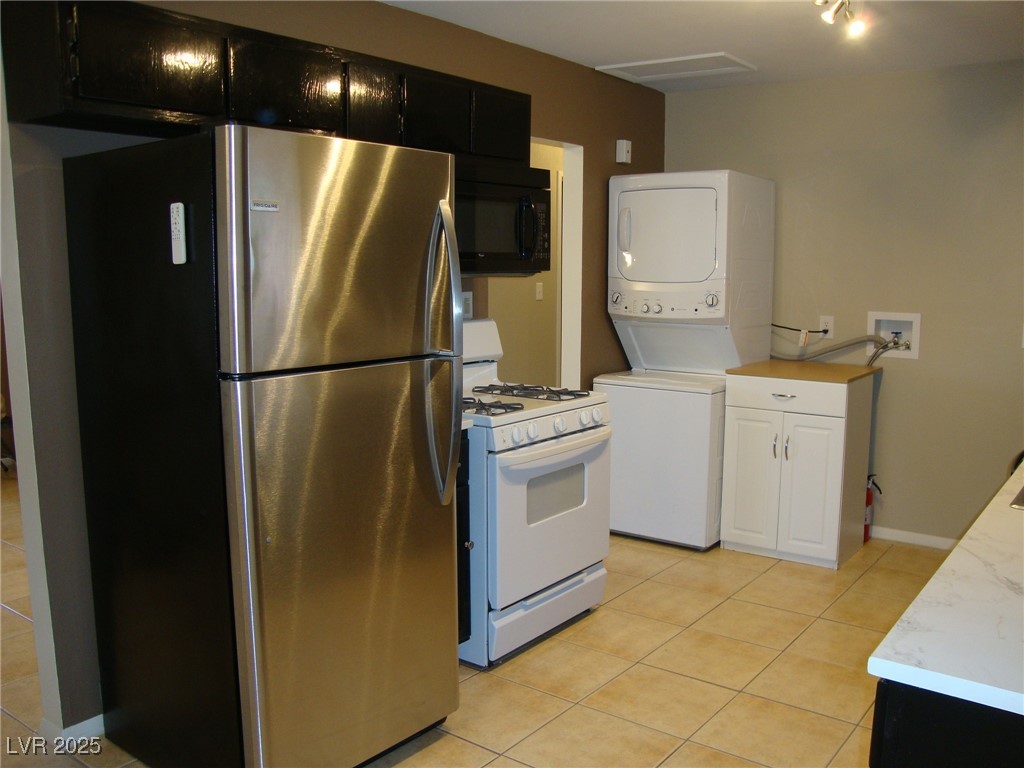 3009 North Crawford Street North Las Vegas, NV 89030 - Photo 2 of 15