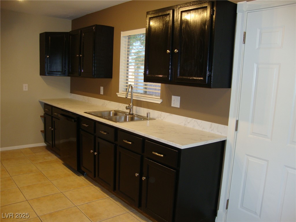 3009 North Crawford Street North Las Vegas, NV 89030 - Photo 3 of 15