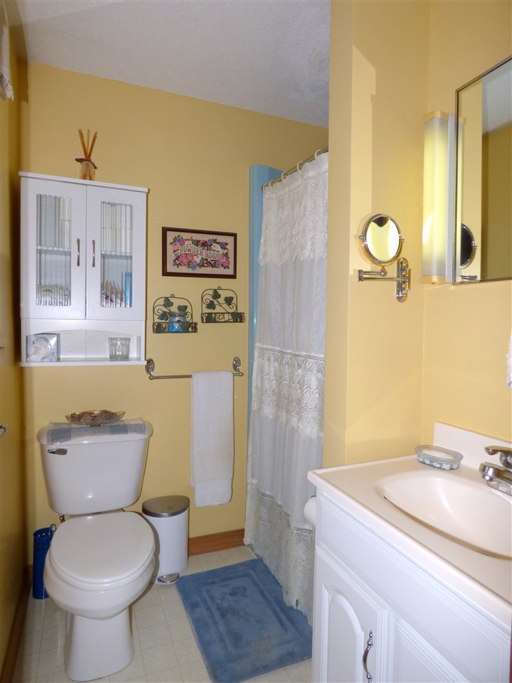 752 Cochran Road Morristown, VT 05661 - Photo 14 of 23