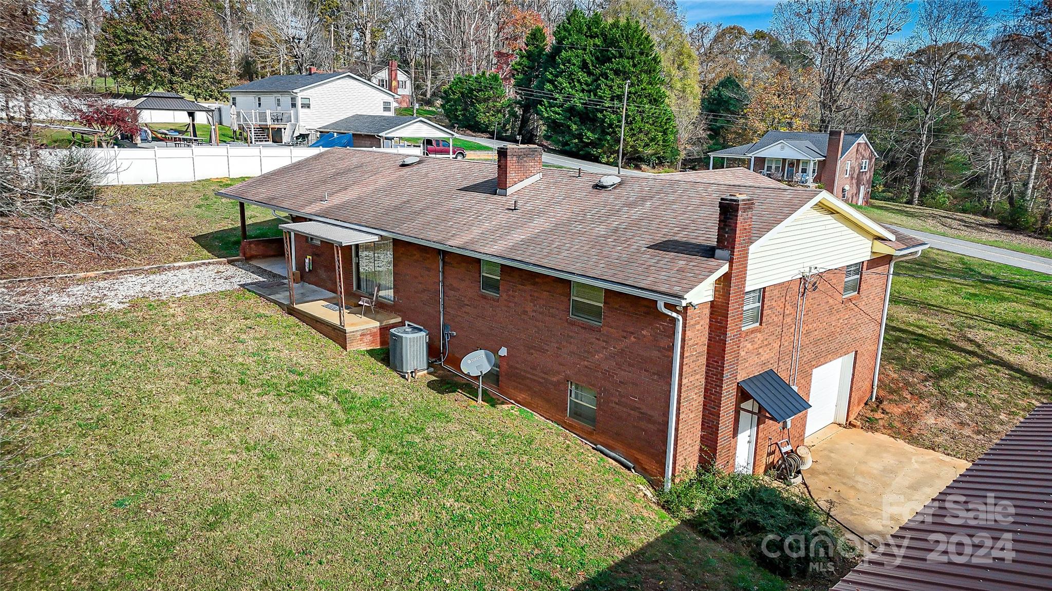 162 Stephens Road Morganton, NC 28655 - Photo 6 of 39 Gallery Image 6