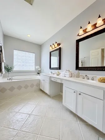 $2,200 | 7202 Harmony Cove, Houston, TX 77036