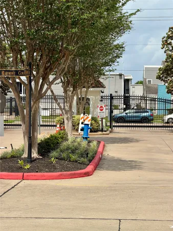 $2,200 | 7202 Harmony Cove, Houston, TX 77036