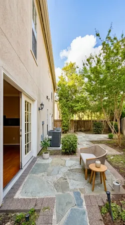 $2,200 | 7202 Harmony Cove, Houston, TX 77036