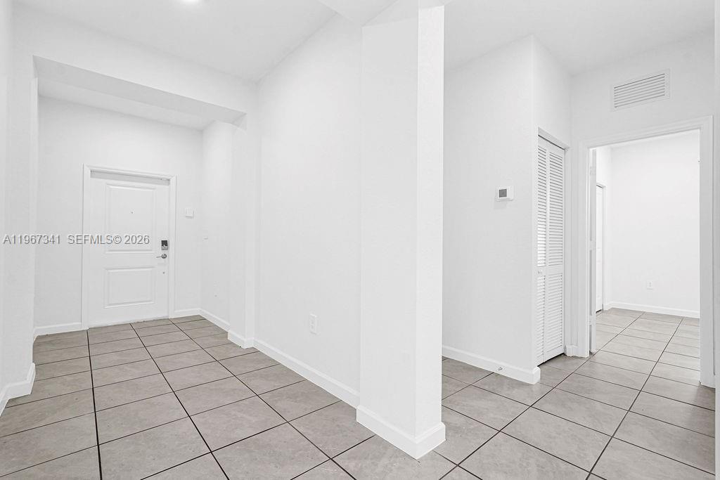 12735 Southwest 211th Street Miami, FL 33177 - Photo 8 of 34