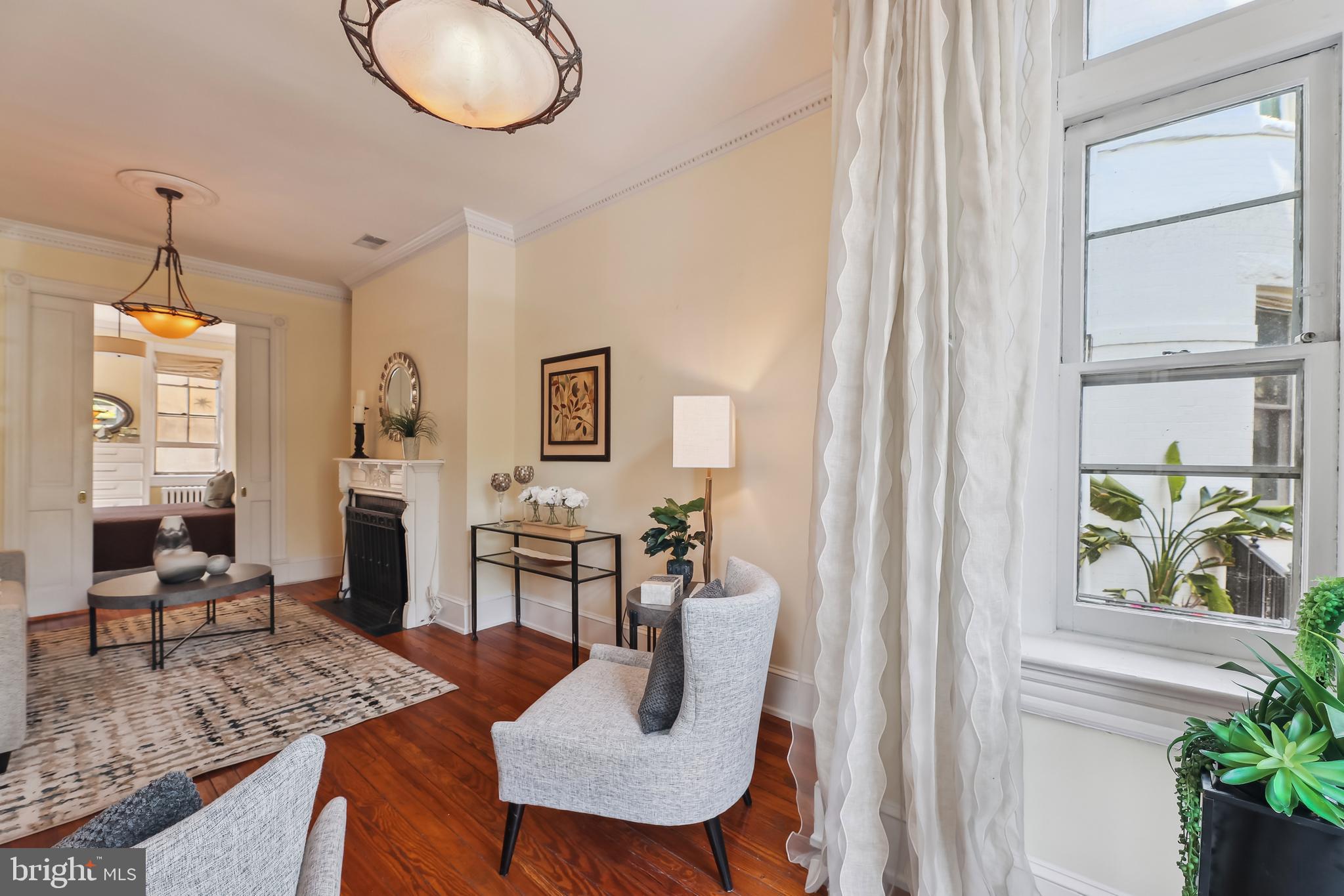 803 A Street Southeast Washington, DC 20003 - Photo 7 of 35 Main level living room