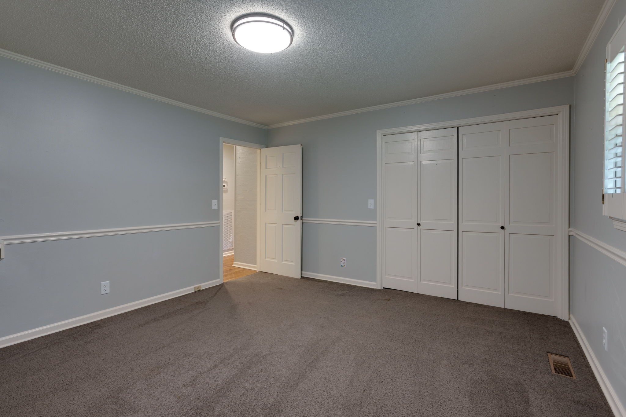 3557 Forest Park Road Springfield, TN 37172 - Photo 26 of 47 an empty room with an entryway