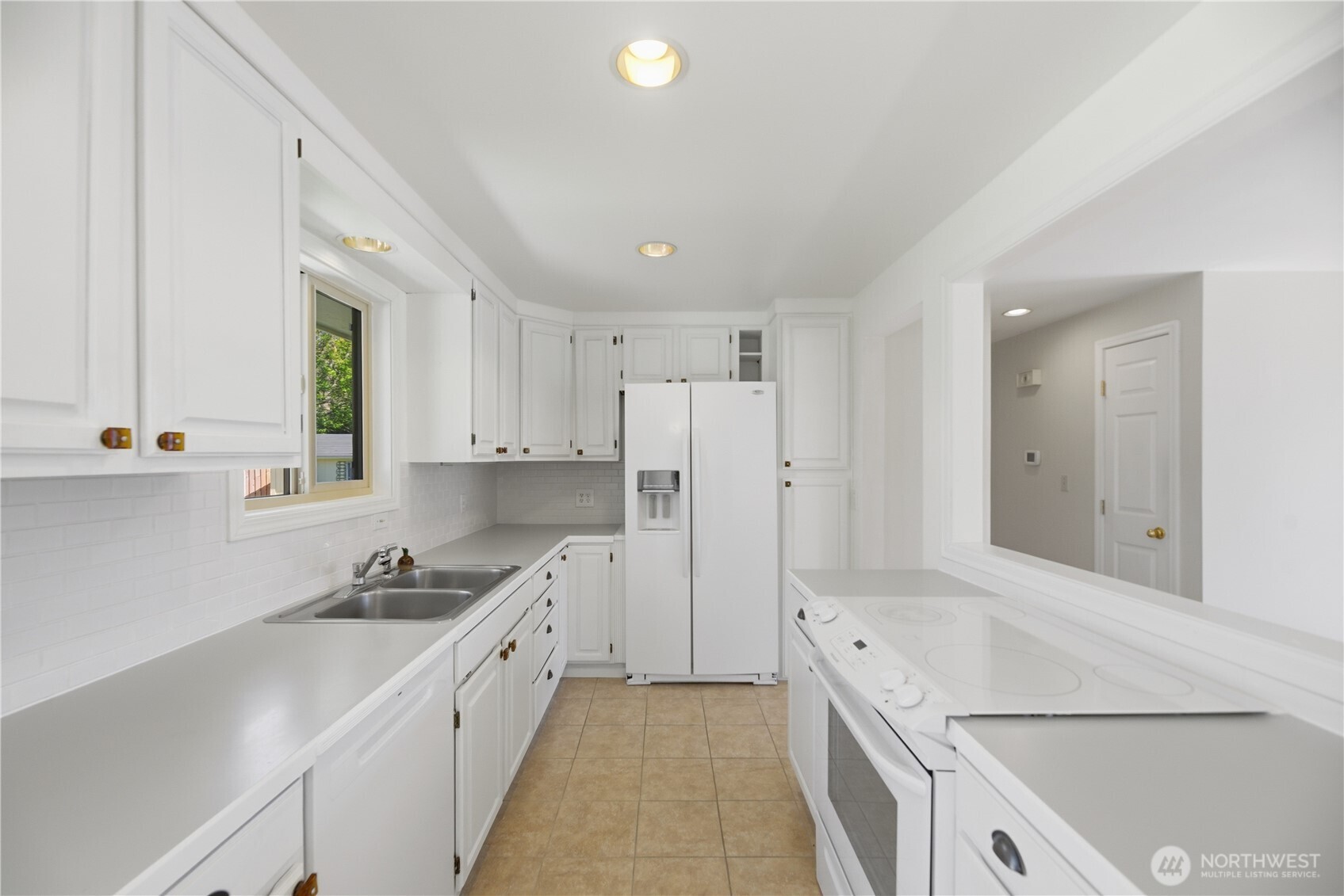 29 232nd Place Southwest Bothell, WA 98021 - Photo 15 of 40