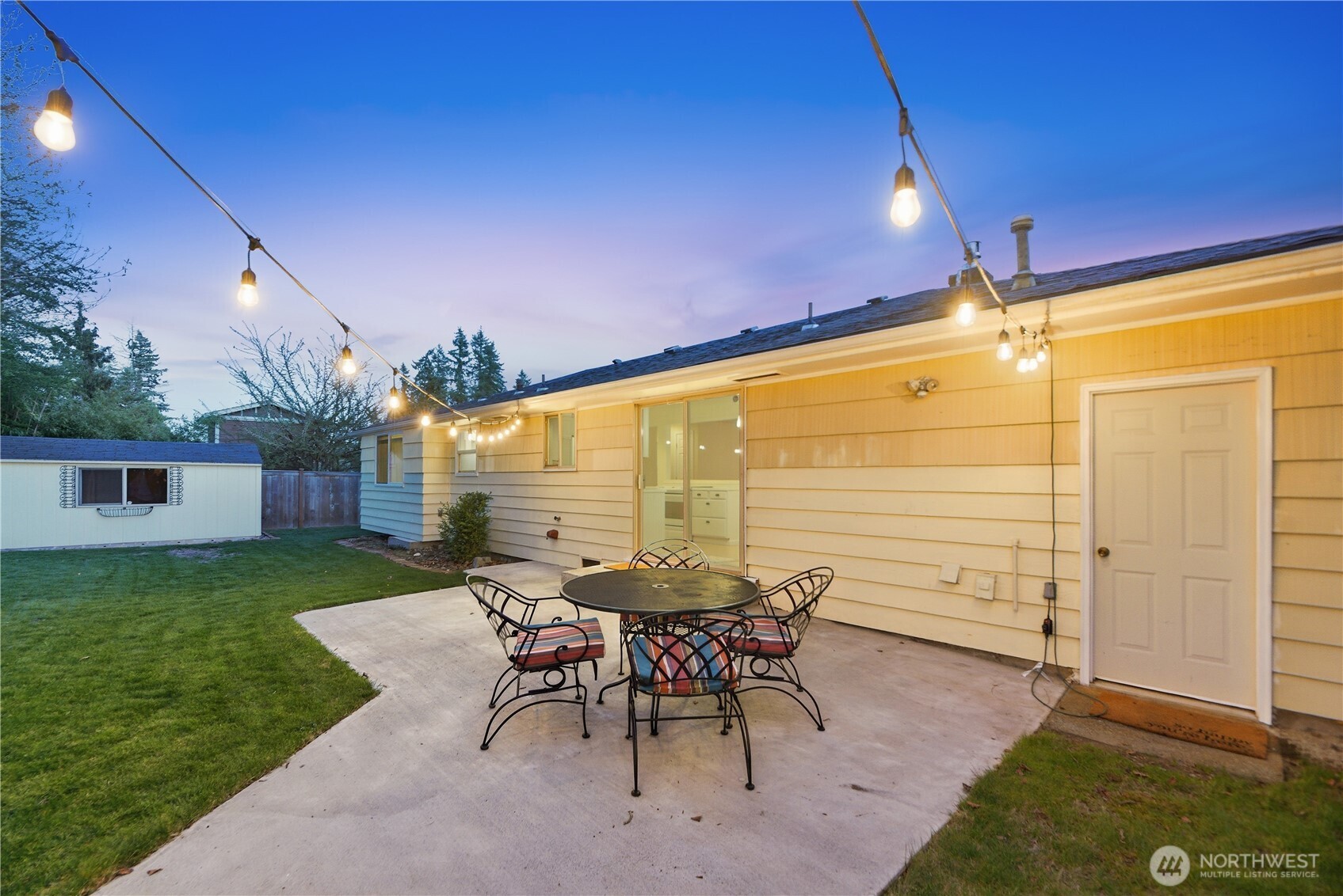 29 232nd Place Southwest Bothell, WA 98021 - Photo 6 of 40