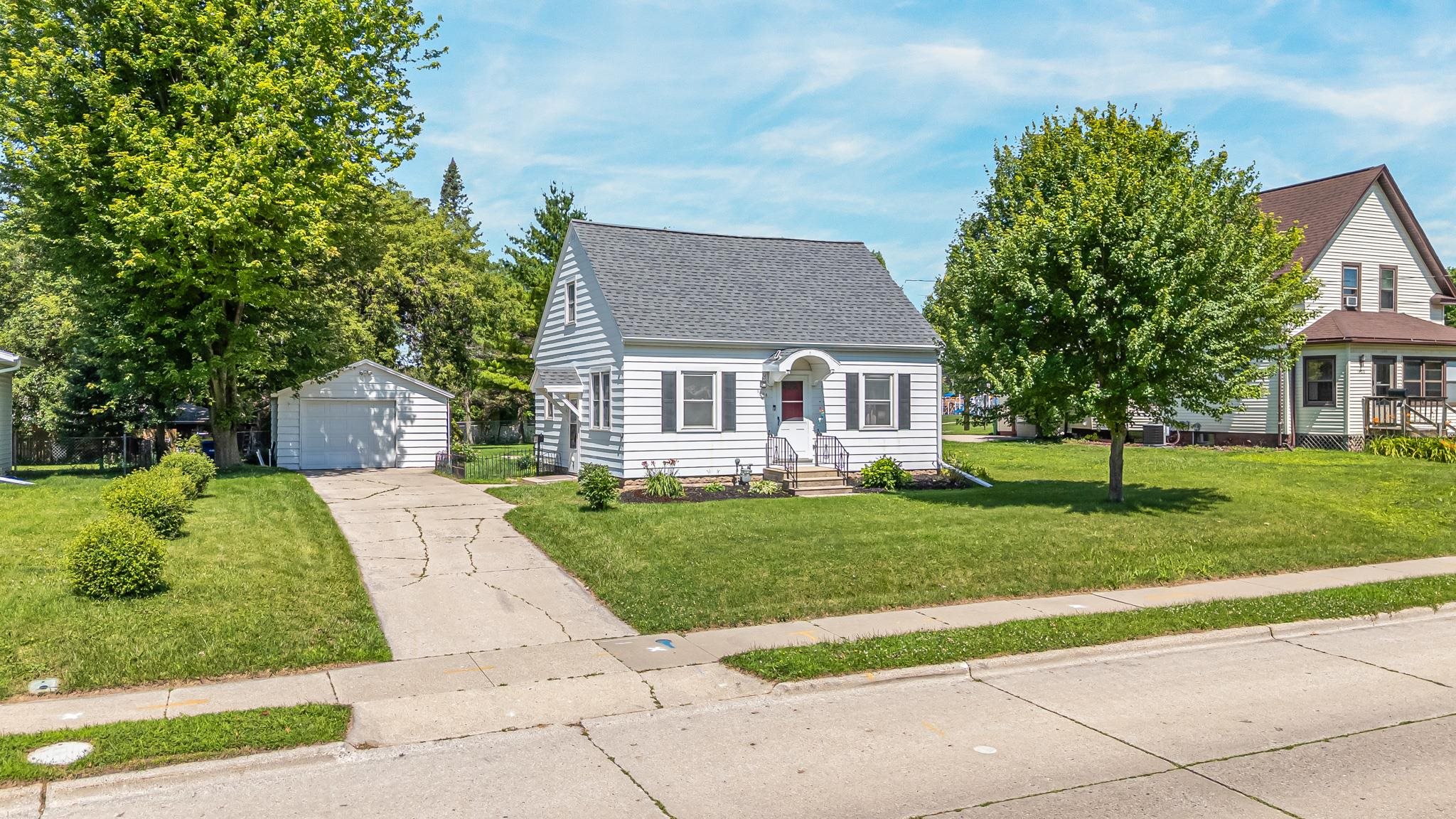 1406 South Ridge Road Green Bay, WI 54304 - Photo 21 of 34