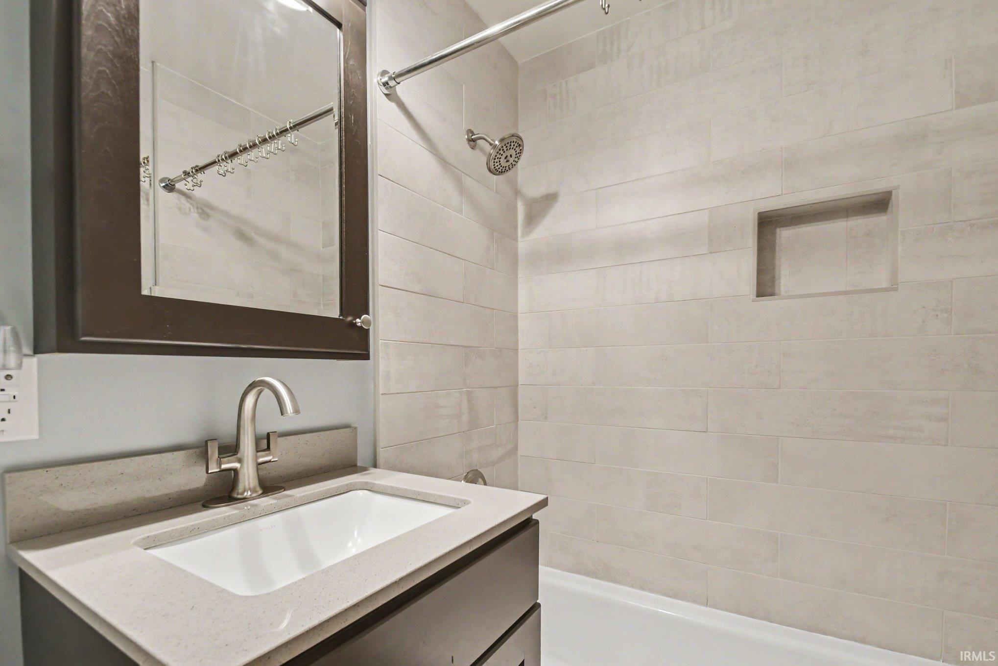 20075 Roosevelt Road South Bend, IN 46614 - Photo 14 of 20