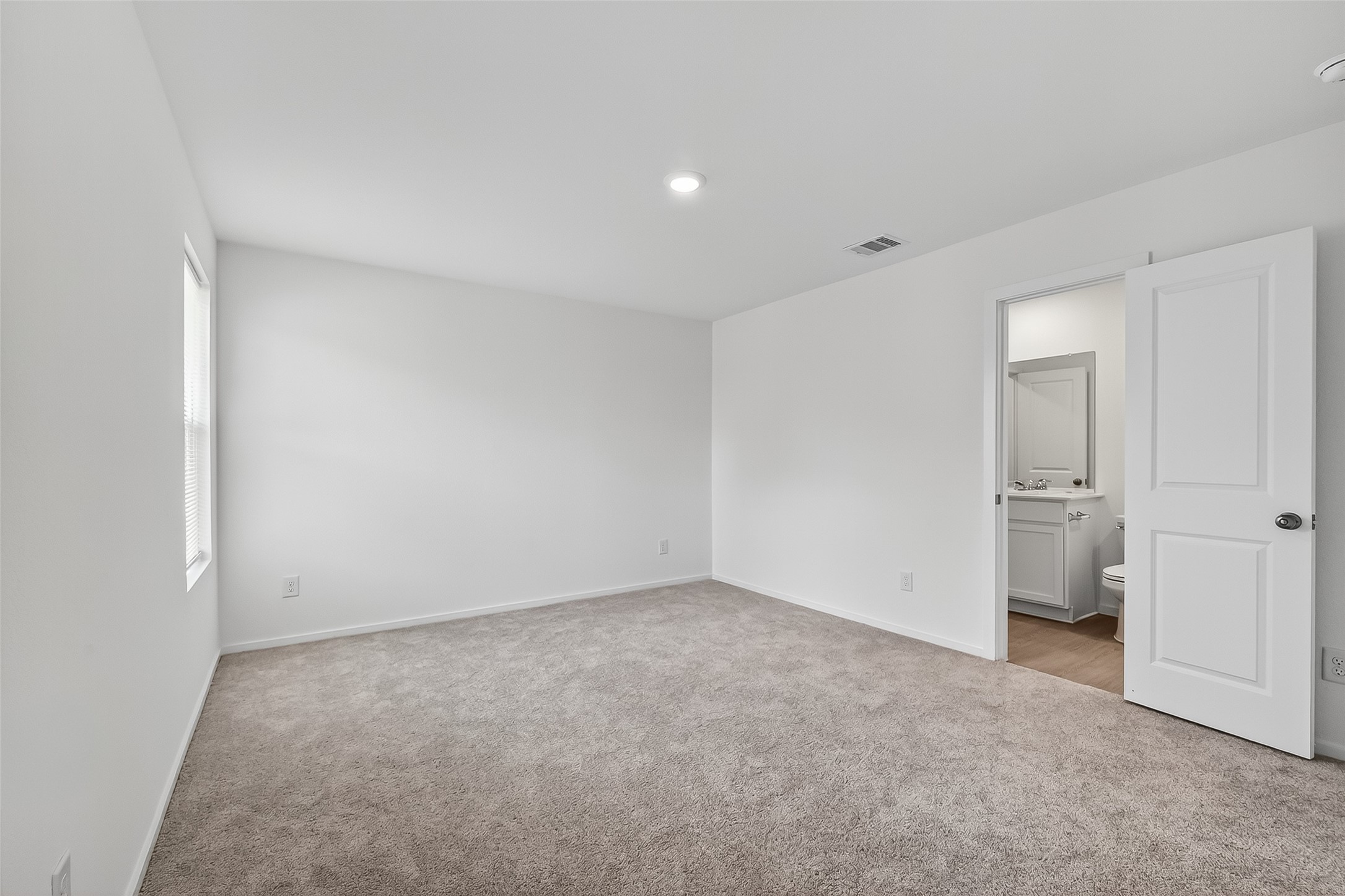 18510 Autumn Hts Lane Crosby, TX 77532 - Photo 14 of 29 a view of empty room