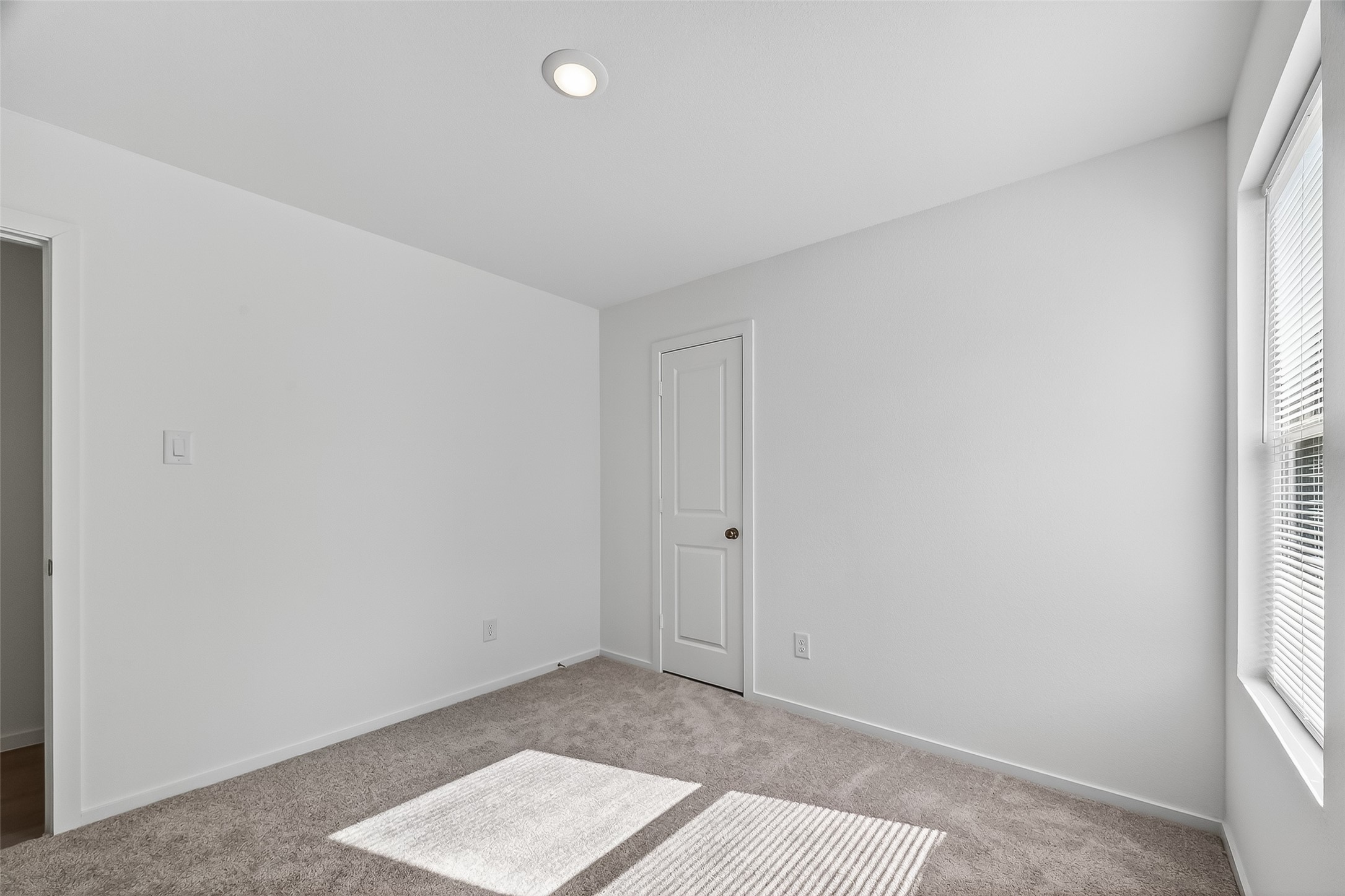 18510 Autumn Hts Lane Crosby, TX 77532 - Photo 21 of 29 a view of an empty room and window