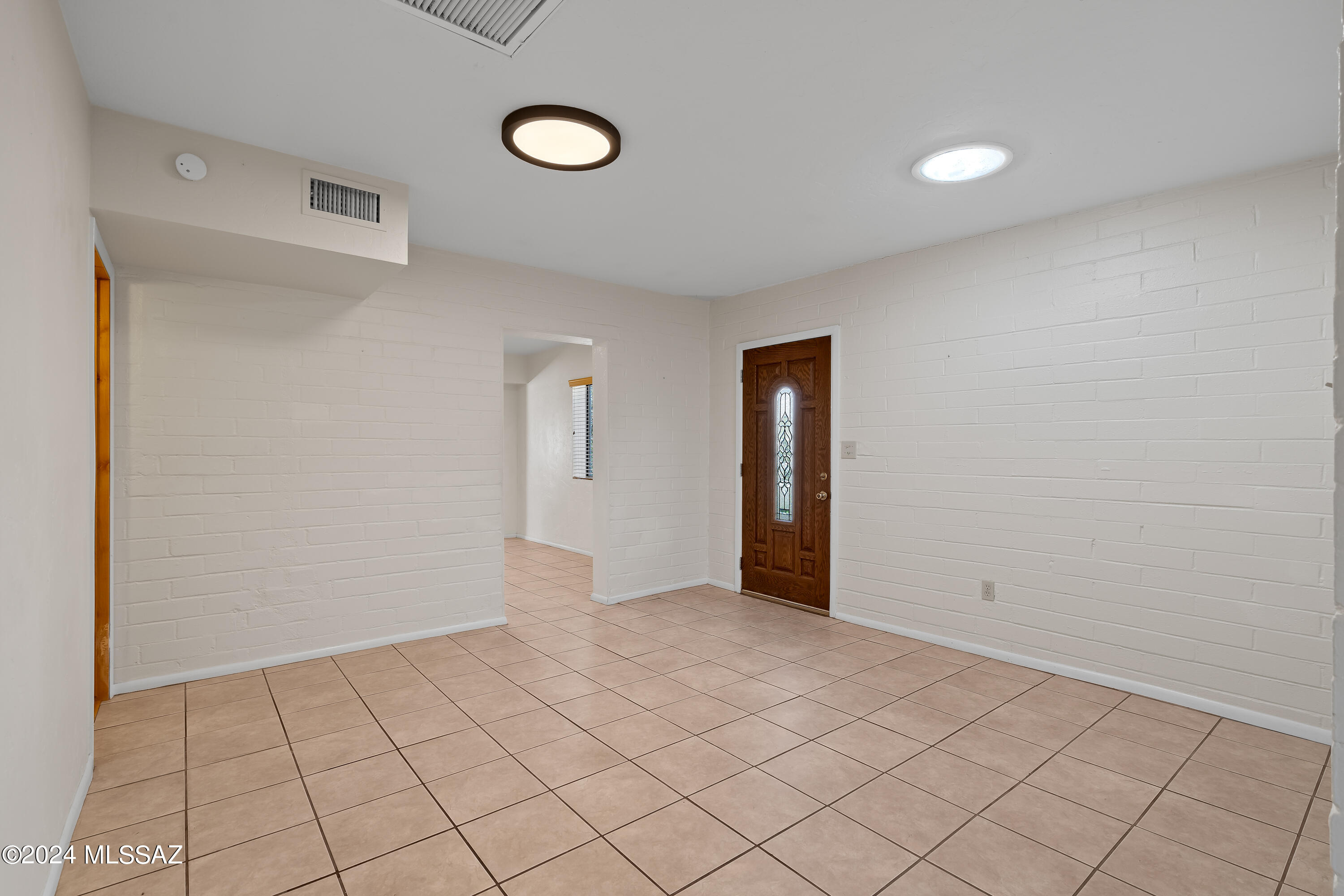 227 East Linden Street Tucson, AZ 85705 - Photo 9 of 31