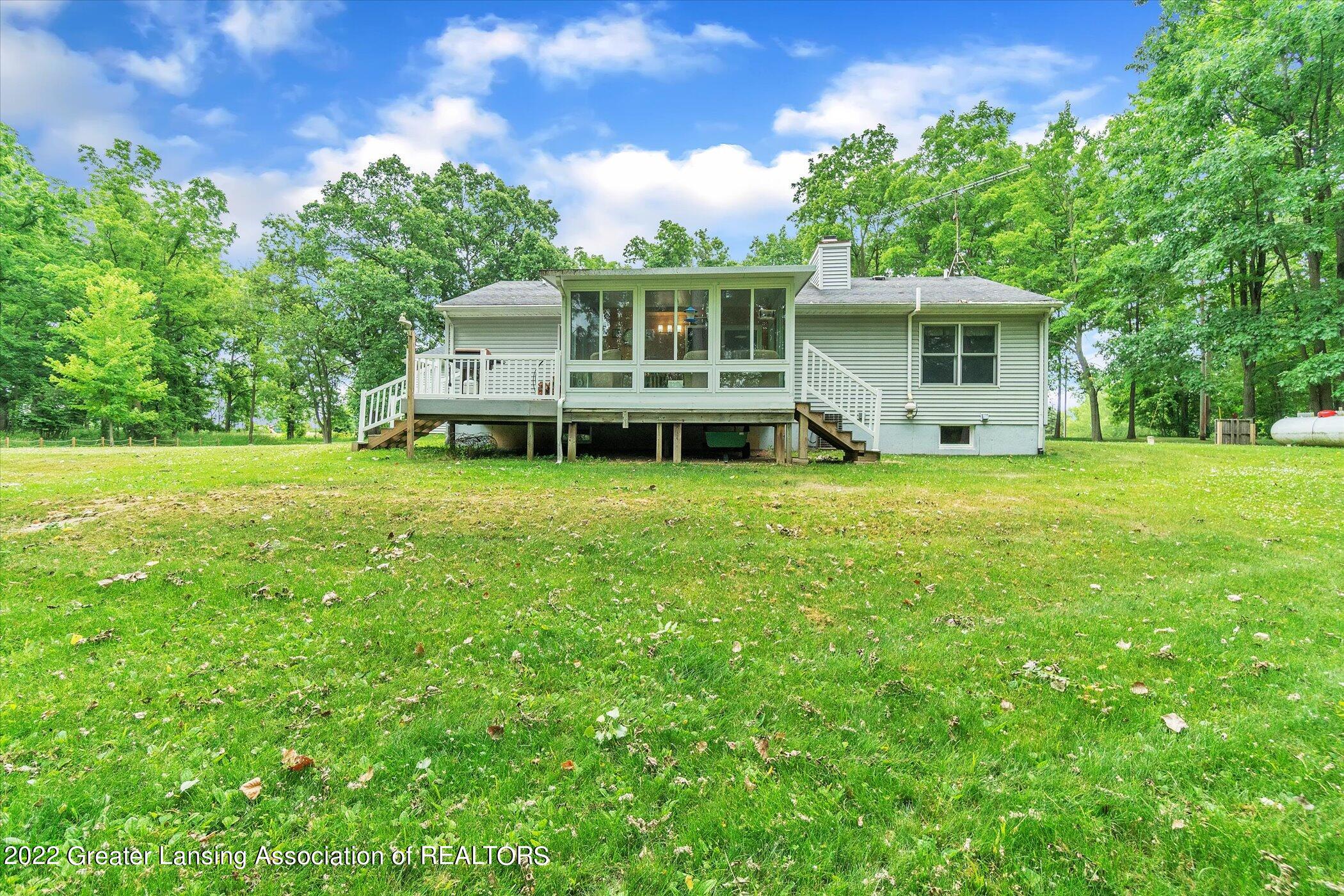 7828 Linton Road St. Johns, MI 48879 - Photo 55 of 60 56-7828-Linton-Rd-St-WindowStill-Real-Es