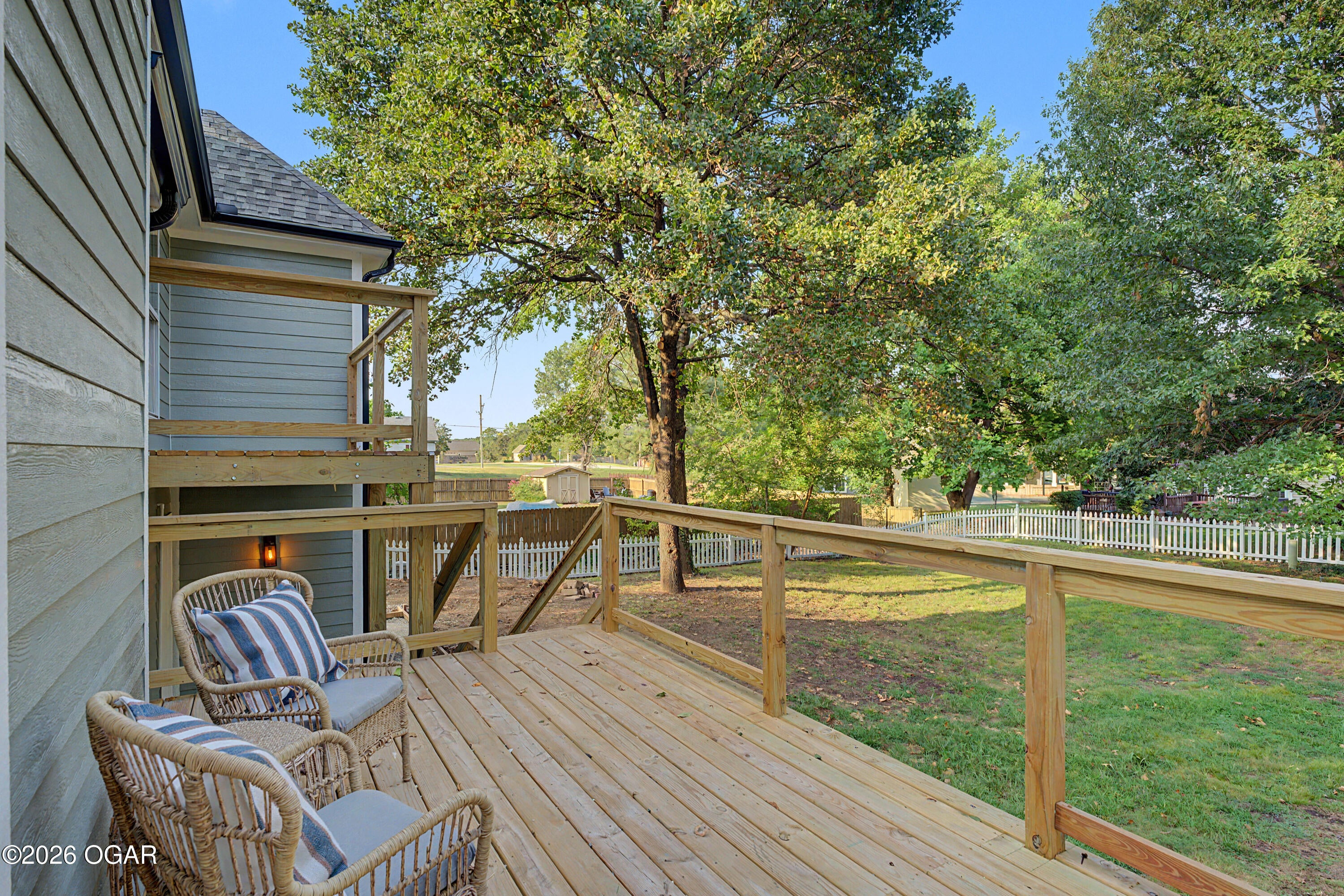 825 Colonial Road Webb City, MO 64870 - Photo 10 of 47 Gallery Image 10