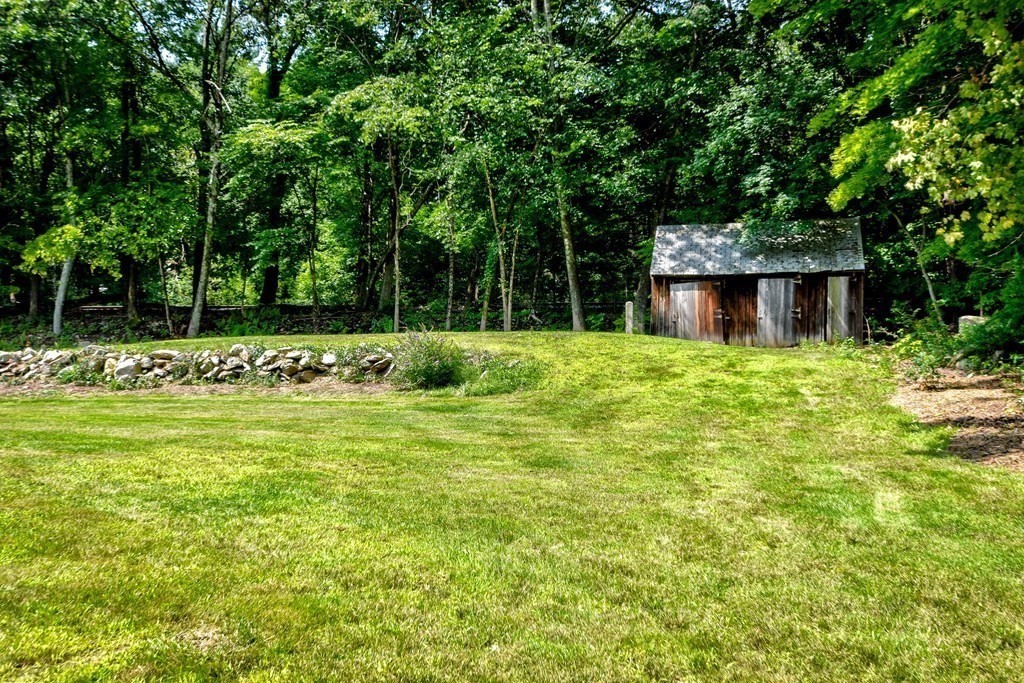 32 Peckham Hill Road Sherborn, MA 01770 - Photo 17 of 20 Gallery Image 17
