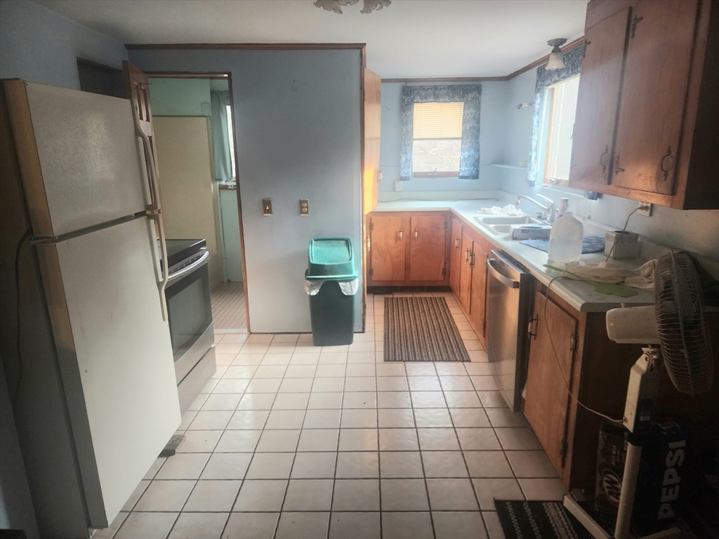 12 Bumstead Road Monson, MA 01057 - Photo 13 of 38
