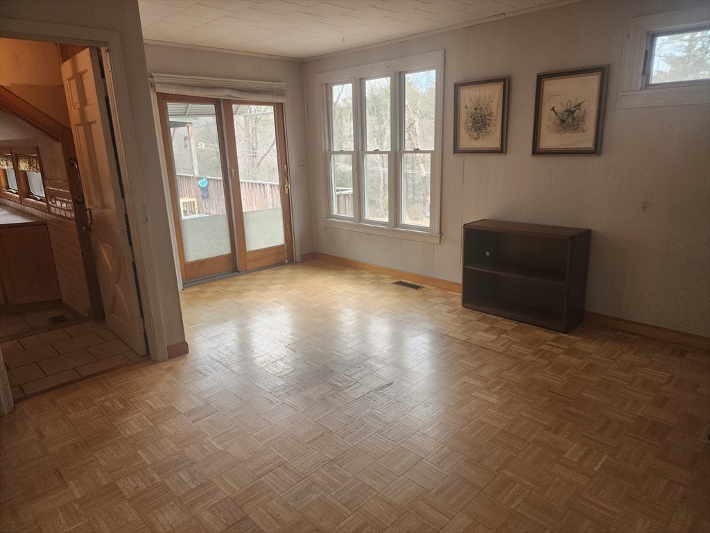 12 Bumstead Road Monson, MA 01057 - Photo 6 of 38