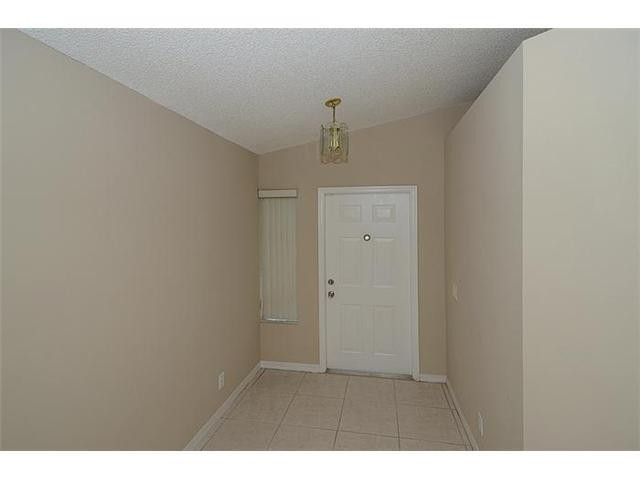 4417 Magnolia Ridge Drive Weston, FL 33331 - Photo 11 of 24