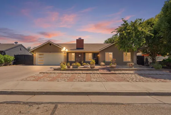 $399,000 | 524 Gearey Avenue, Exeter, CA 93221